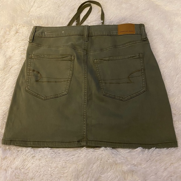 American Eagle AEO High Rise Miniskirt size 4 short in army green olive green - Picture 3 of 6